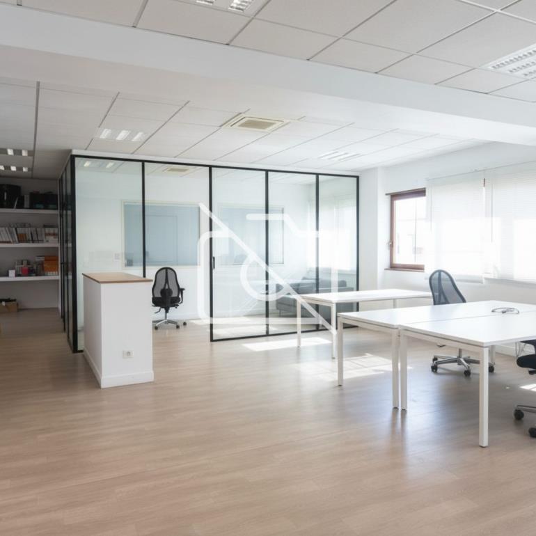 Entrepôt à vendre à Le Pin - 372 m²