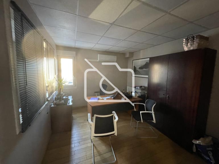 Entrepôt à vendre à Grigny - 520 m²