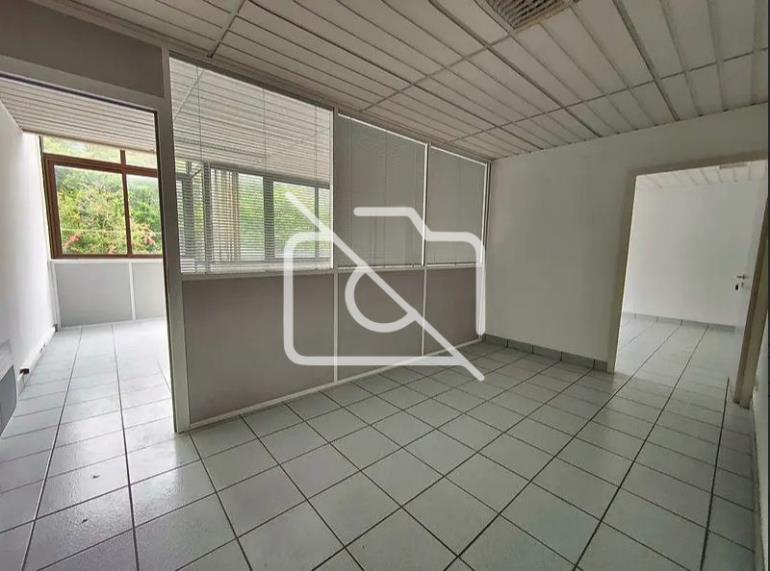 Entrepôt à louer à Boissy-Saint-Léger - 486 m²