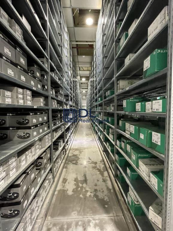 Entrepôt à louer à Bazainville - 1 000 m²