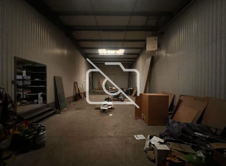 Entrepôt à louer à Bondoufle - 400 m²