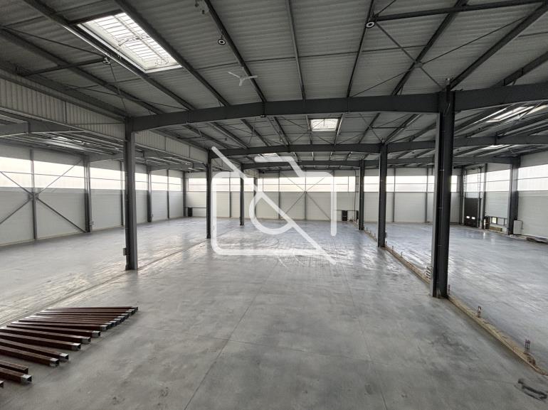 Entrepôt à louer à Torcy - 3 428 m²