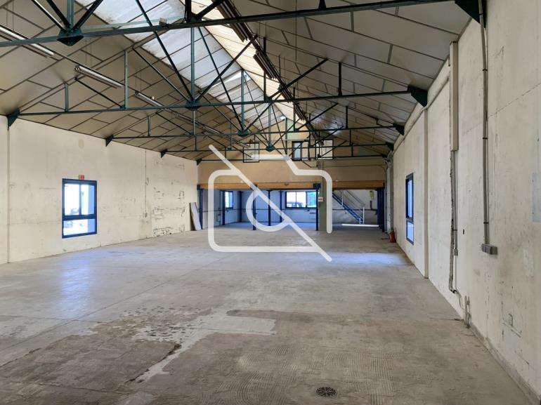 Entrepôt à louer à Choisy-le-Roi - 560 m²