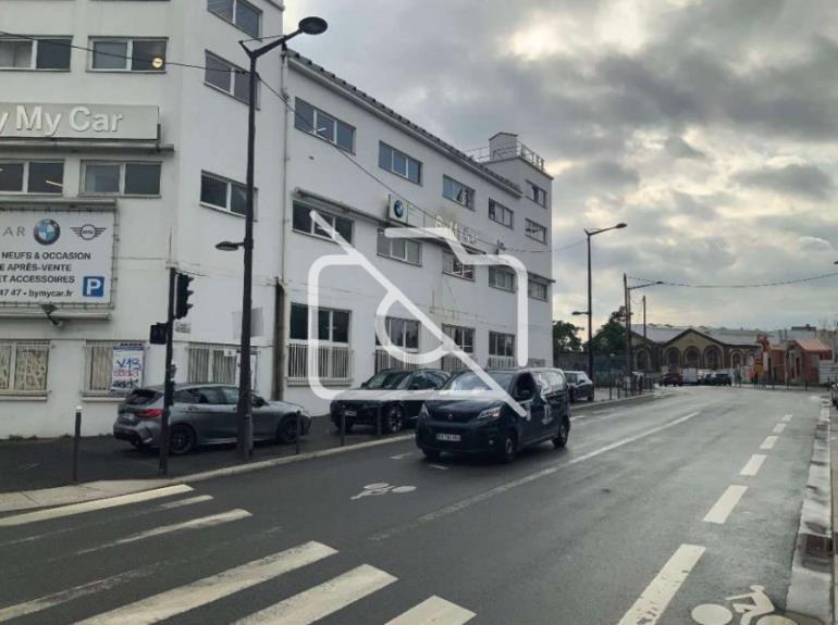 Entrepôt à vendre à Ivry-sur-Seine - 2 239 m²
