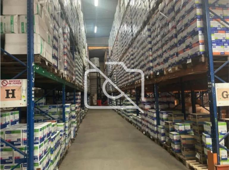 Entrepôt à vendre à Goussainville - 4 173 m²