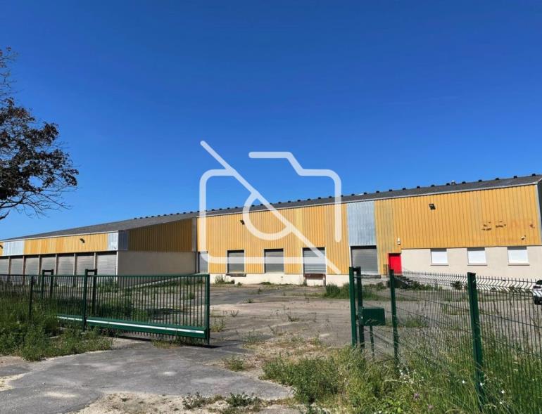 Entrepôt à vendre à Provins - 5 000 m²
