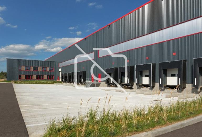Entrepôt à louer à Le Thillay - 6 233 m²