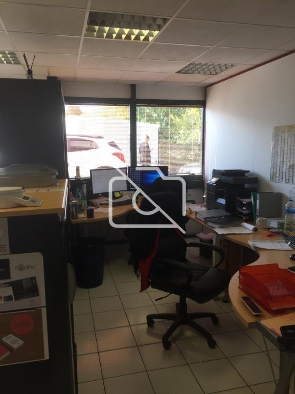 Entrepôt à louer à Champigny-sur-Marne - 350 m²