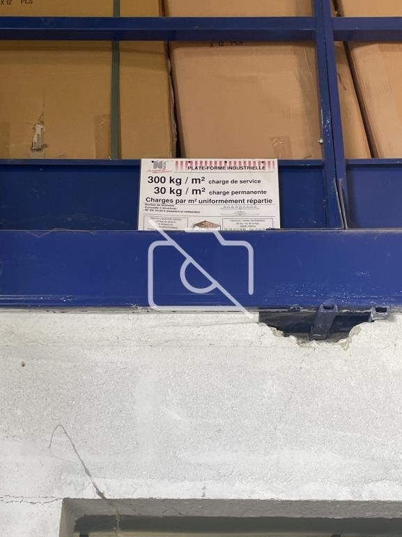 Entrepôt à louer à Montévrain - 1 318 m²