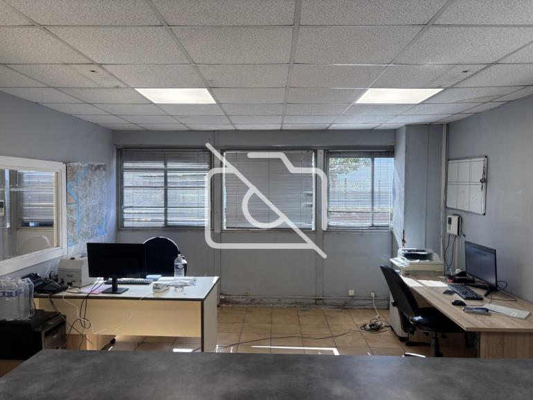 Entrepôt à vendre à Sarcelles - 3 244 m²