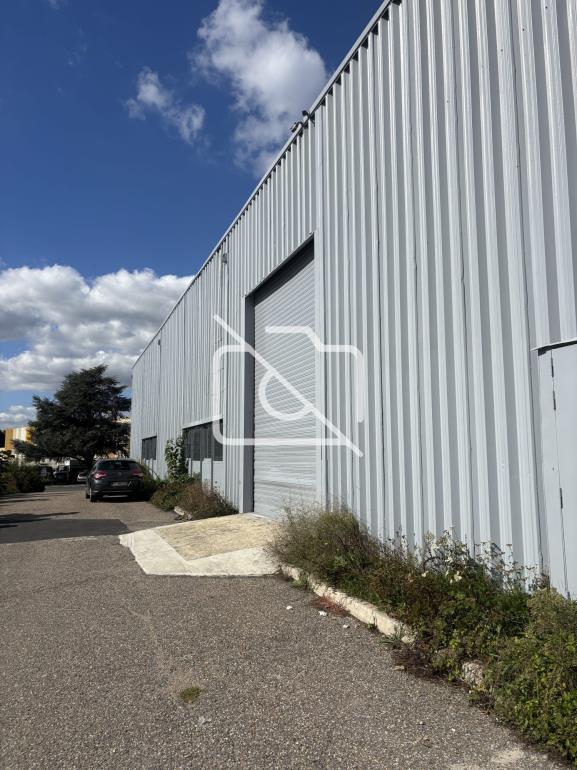 Entrepôt à vendre à Sarcelles - 3 244 m²