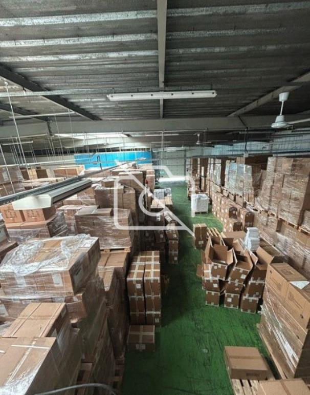 Entrepôt à louer à Montreuil - 1 171 m²