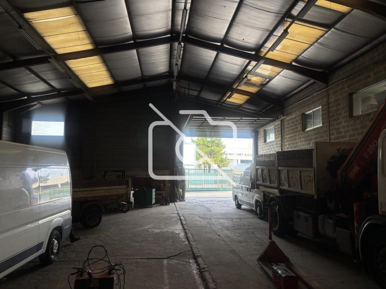 Entrepôt à louer à Villeparisis - 526 m²