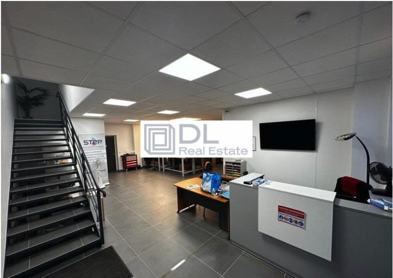 Entrepôt à louer à Bailly-Romainvilliers - 396 m²