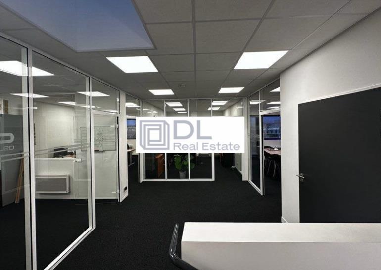 Entrepôt à louer à Bailly-Romainvilliers - 396 m²