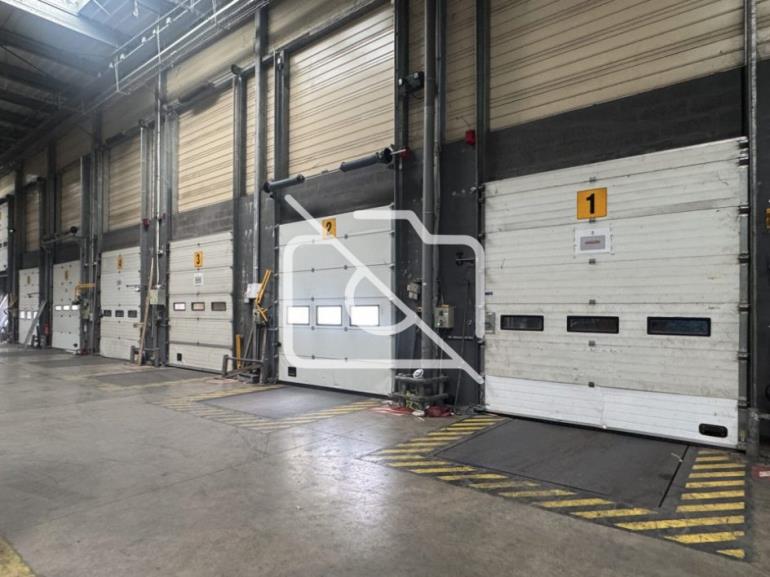 Entrepôt à louer à Mitry-Mory - 9 642 m²