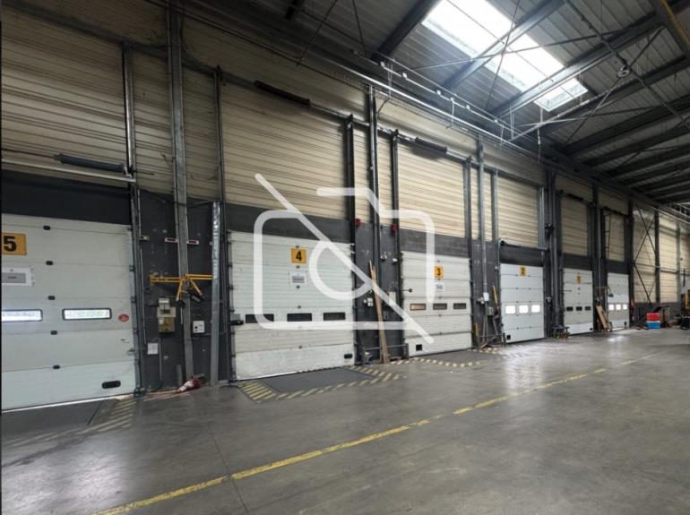Entrepôt à louer à Mitry-Mory - 9 642 m²