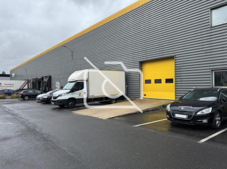 Entrepôt à louer à Mitry-Mory - 9 642 m²