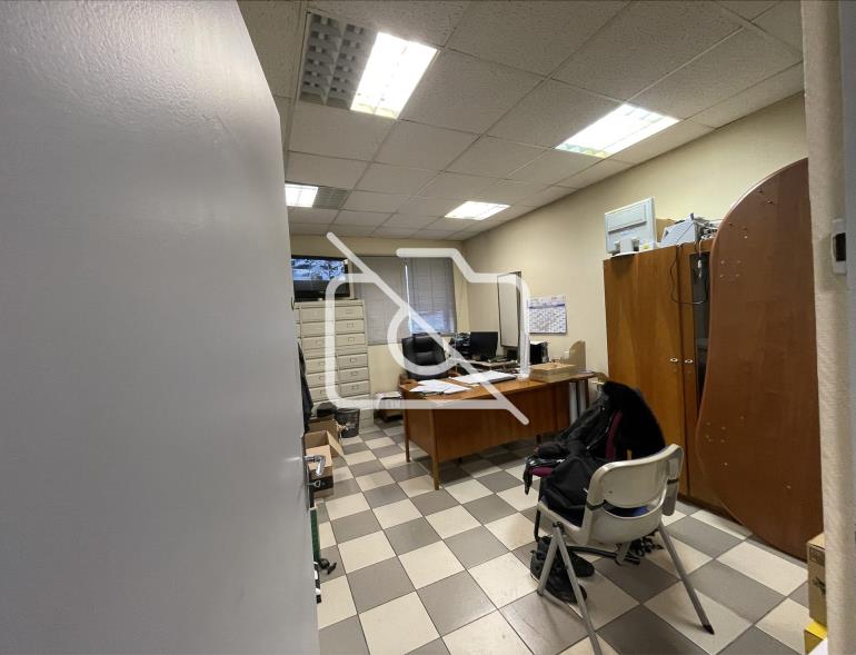 Entrepôt à vendre à Loos - 1 281 m²