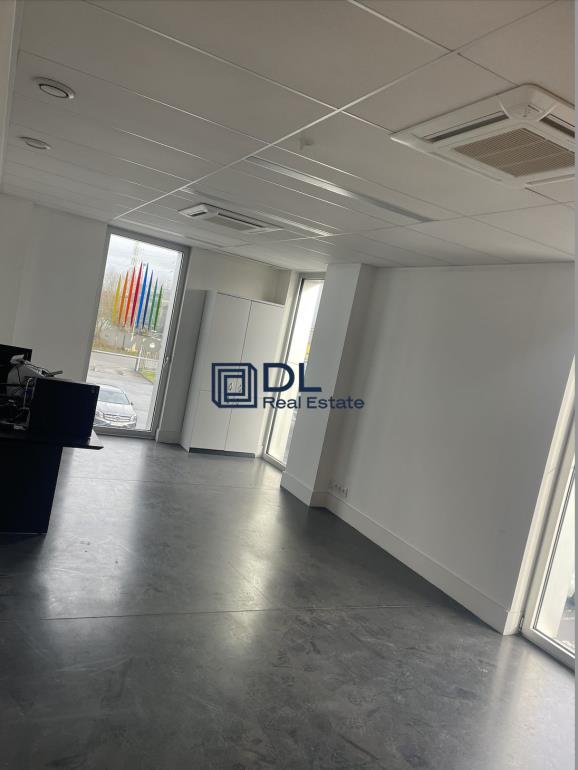 Entrepôt à louer à Wasquehal - 388 m²