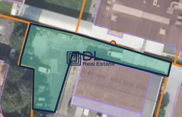 Terrain à louer à Morangis - 850 m²