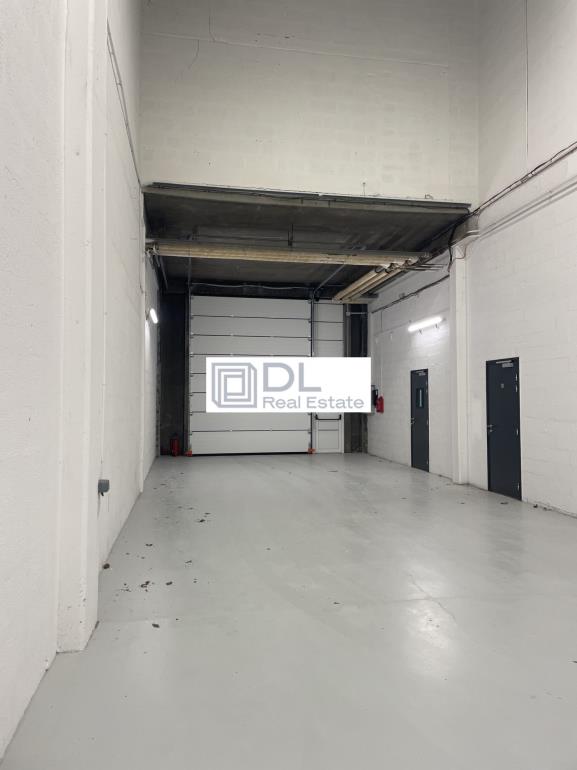 Entrepôt à louer à Villeneuve-d Ascq - 233 m²