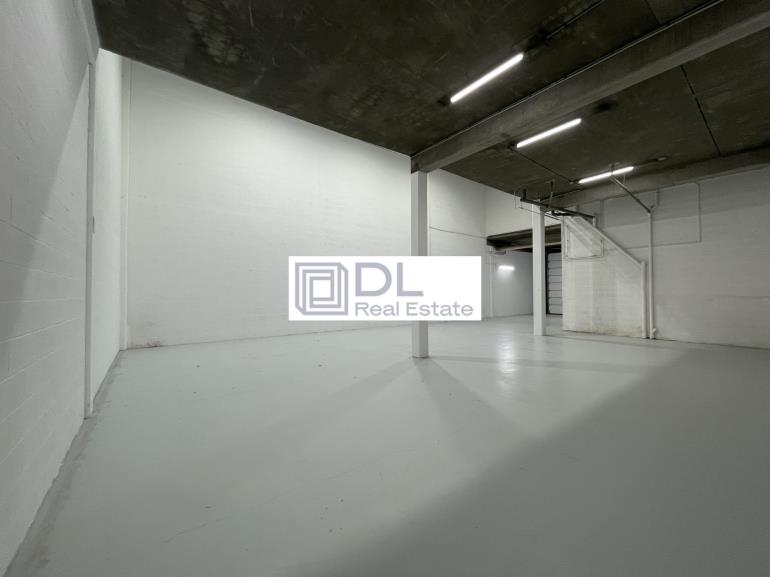 Entrepôt à louer à Villeneuve-d Ascq - 233 m²