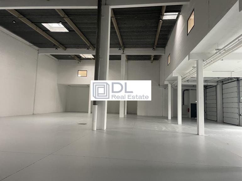 Entrepôt à louer à Villeneuve-d Ascq - 1 816 m²