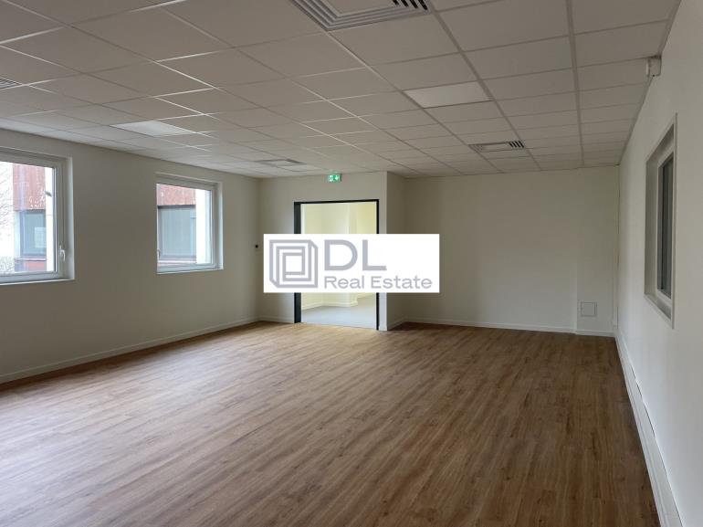 Entrepôt à louer à Villeneuve-d Ascq - 1 816 m²