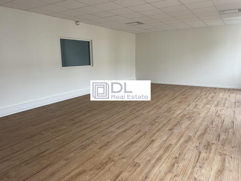 Entrepôt à louer à Villeneuve-d Ascq - 1 816 m²