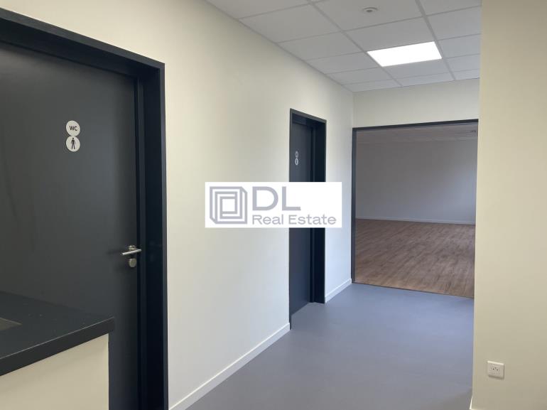 Entrepôt à louer à Villeneuve-d Ascq - 1 816 m²