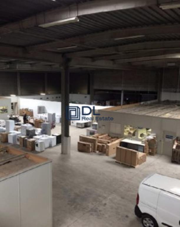 Entrepôt à louer à Évry - 2 400 m²