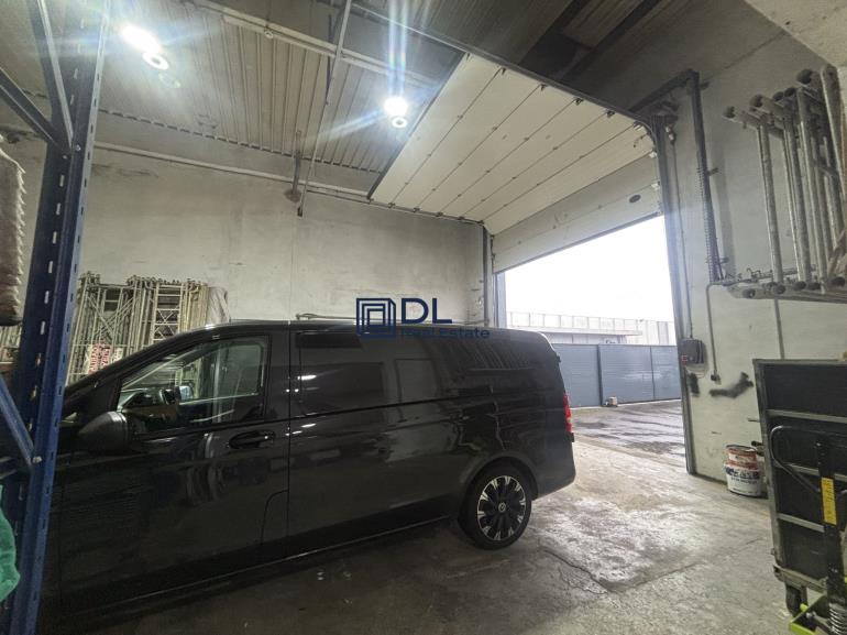 Entrepôt à vendre à Évry - 600 m²