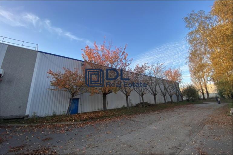 Entrepôt à vendre à Maurepas - 5 927 m²