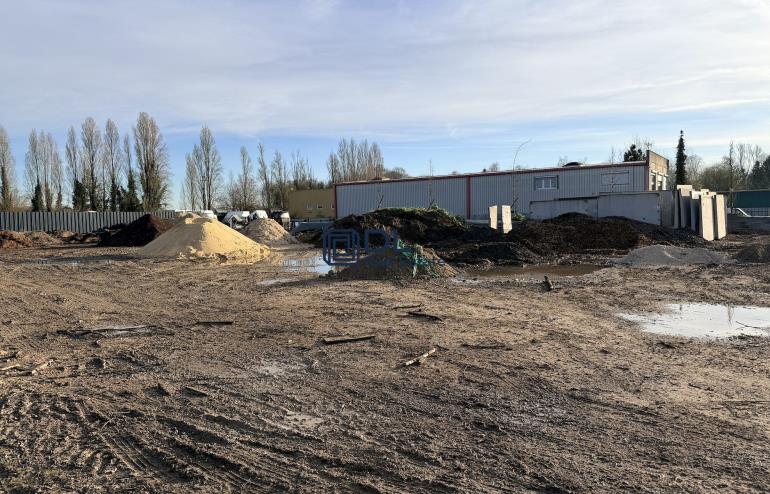 Terrain à louer à Gretz-Armainvilliers - 2 500 m²
