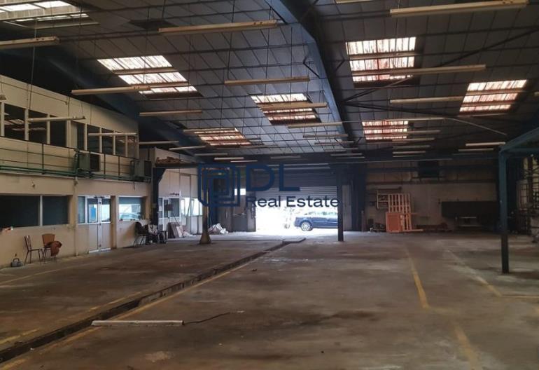 Entrepôt à vendre à Chelles - 1 600 m²