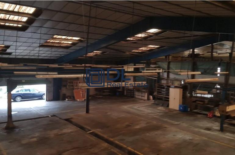 Entrepôt à vendre à Chelles - 1 600 m²