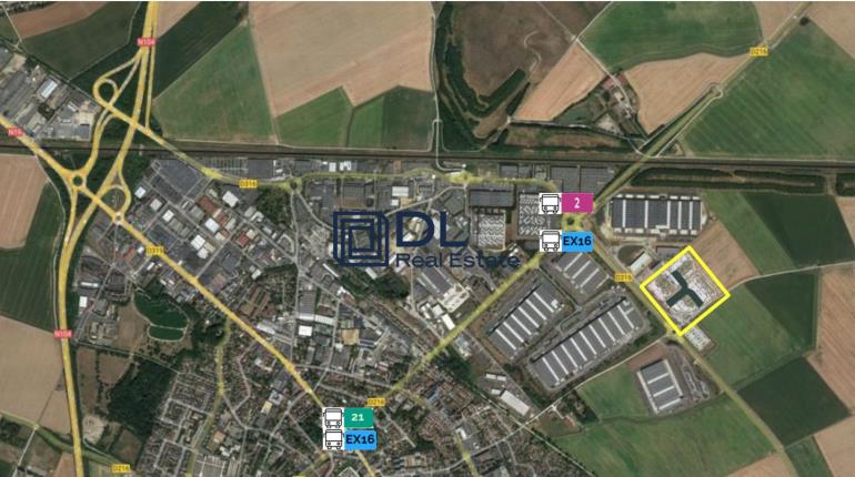 Entrepôt à vendre à Brie-Comte-Robert - 20 458 m²