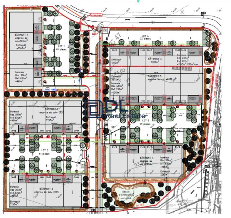 Entrepôt à vendre à Brie-Comte-Robert - 20 458 m²
