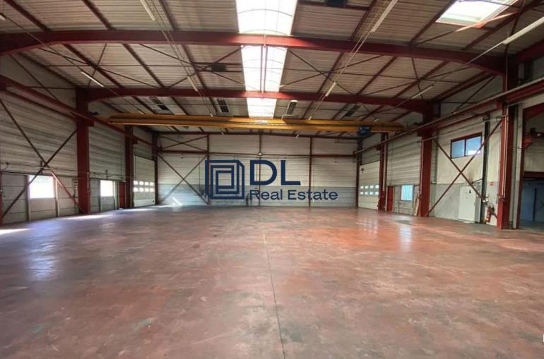 Entrepôt à louer à Combs-la-Ville - 1 276 m²