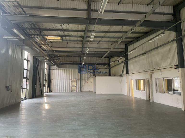 Entrepôt à louer à Brie-Comte-Robert - 770 m²