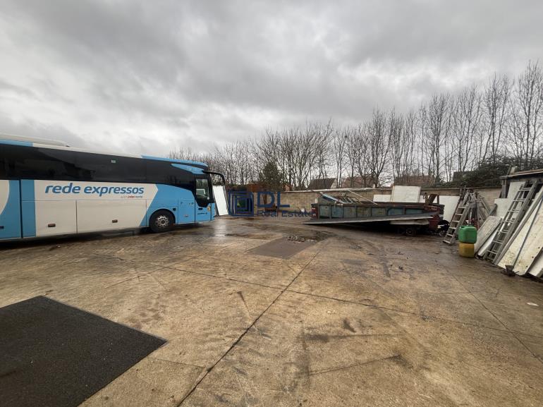 Entrepôt à louer à Crosne - 290 m²