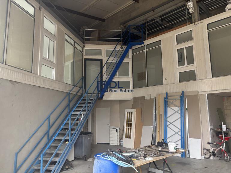 Entrepôt à louer à Crosne - 290 m²