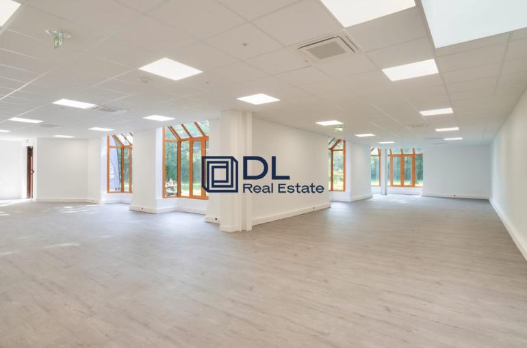 Entrepôt à louer à Croissy-Beaubourg - 1 459 m²