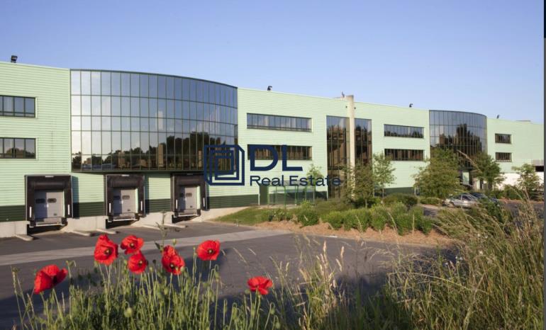 Entrepôt à louer à Roissy-en-Brie - 9 200 m²