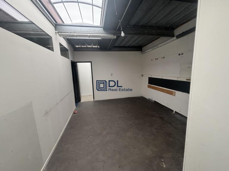 Entrepôt à louer à Queue-en-Brie - 190 m²