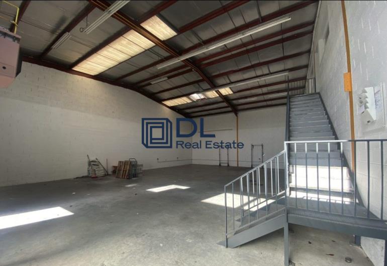 Entrepôt à louer à Mitry-Mory - 526 m²