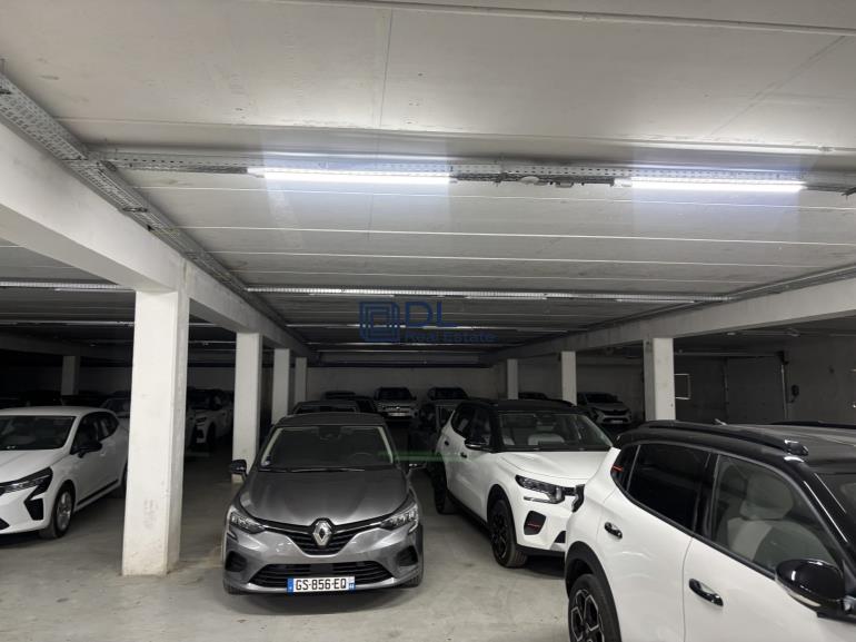 Entrepôt à louer à Neuilly-sur-Marne - 2 200 m²