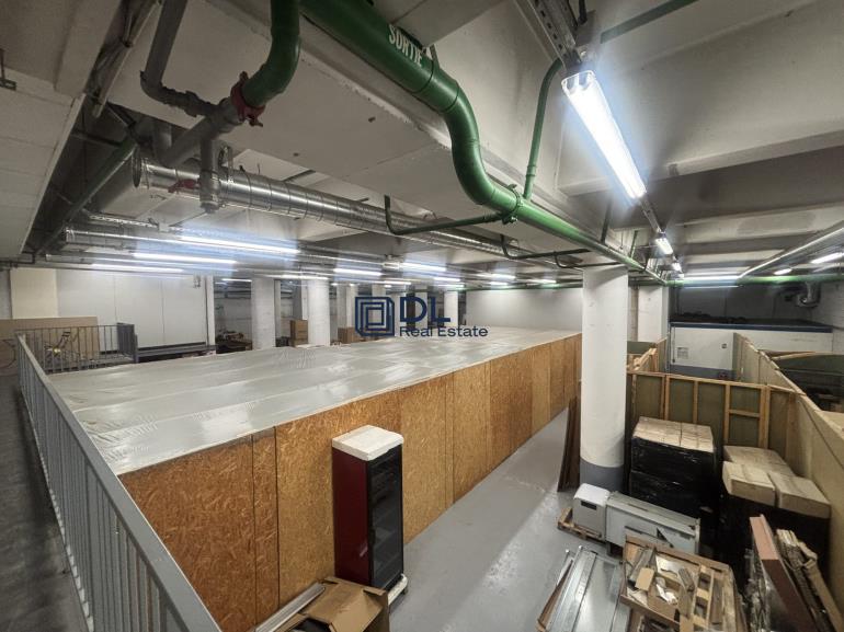 Entrepôt à vendre à Bagnolet - 1 218 m²