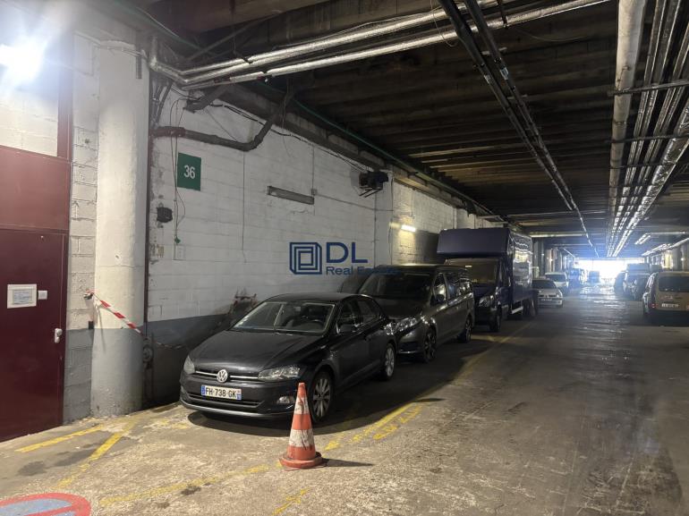 Entrepôt à vendre à Bagnolet - 1 218 m²